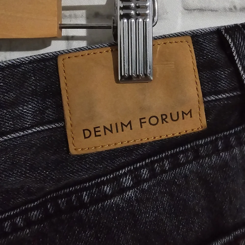 Denim Forum highrise waist